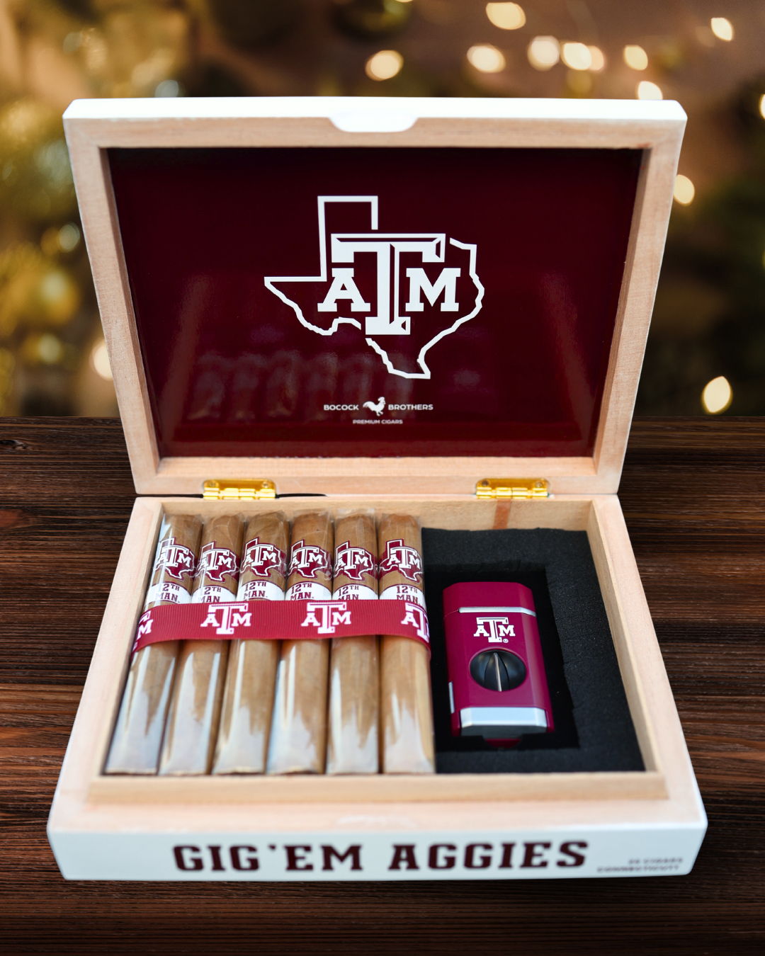 Aggie White Label Connecticut Gift Set with Triple Flame Lighter